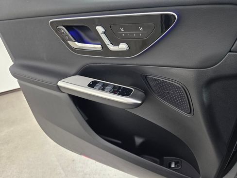 New 2026 Mercedes-Benz GLC 300 image 16