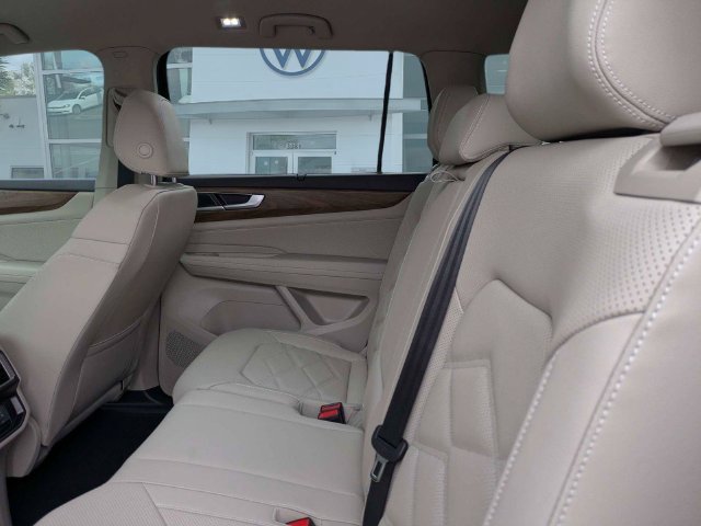 New 2026 Volkswagen Atlas SE FWD image 15