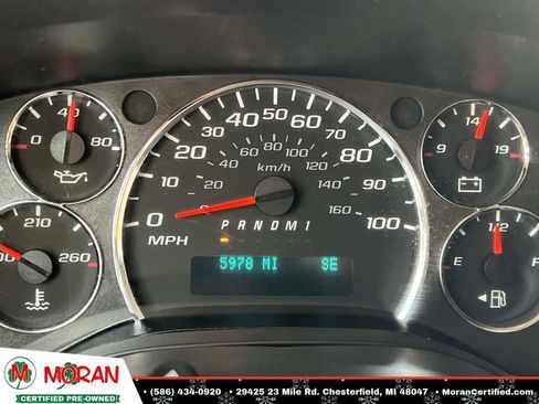 Used 2017 Chevrolet Express 3500 LT w/ LT Preferred Equipment Group image 19