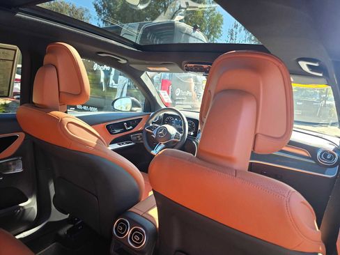 Used 2026 Mercedes-Benz GLC 300 4MATIC image 15