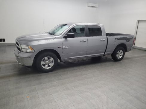 Used 2019 RAM 1500 Classic SLT RWD image 2