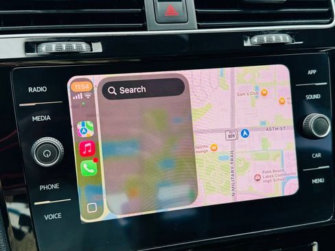 Used 2020 Volkswagen GTI SE image 25