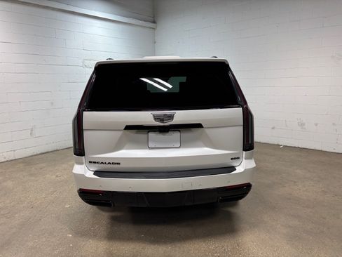 Used 2025 Cadillac Escalade Sport Platinum w/ LPO, ONYX Package AWD/4WD image 8