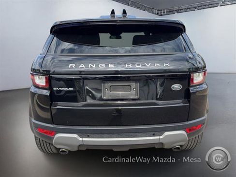 Used 2019 Land Rover Range Rover Evoque SE image 5