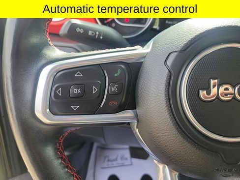 Used 2022 Jeep Wrangler Rubicon AWD/4WD image 11