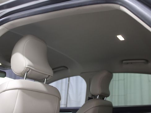 Used 2018 Ford Fusion Titanium image 26