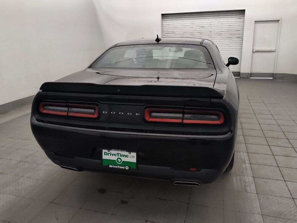 Used 2018 Dodge Challenger SXT Plus RWD image 7