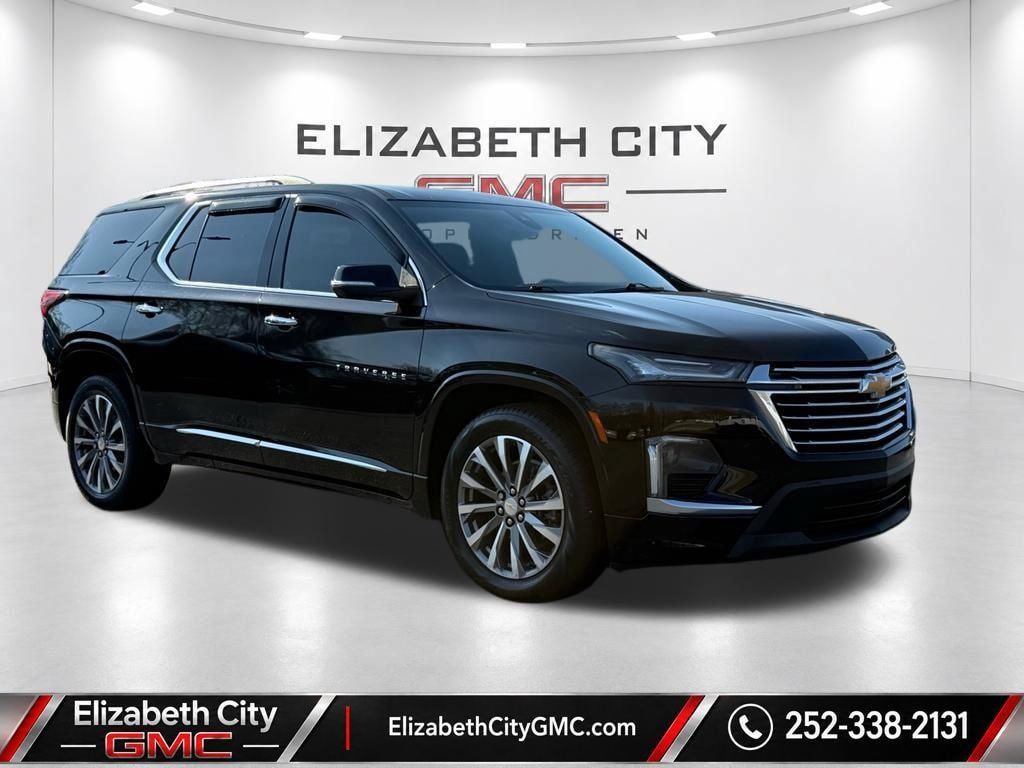 Used 2023 Chevrolet Traverse Premier AWD/4WD image 3