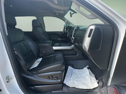 Used 2018 GMC Sierra 2500 SLT AWD/4WD image 16