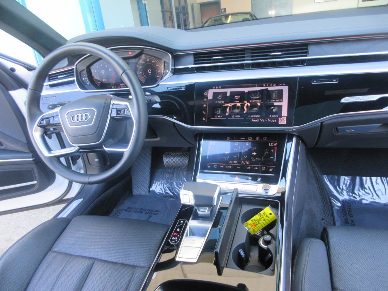 Used 2025 Audi A8 L 3.0T w/ EXECUTIVE PACKAGE w/ Executive Package AWD/4WD image 47