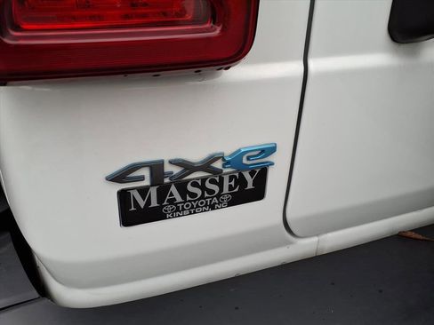 Used 2024 Jeep Wrangler Unlimited Rubicon 4xe image 31