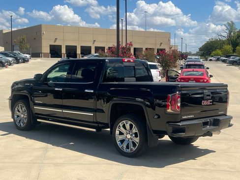 Used 2018 GMC Sierra 1500 Denali w/ Denali Ultimate Package AWD/4WD image 9