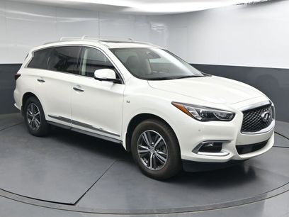 Used 2019 INFINITI QX60 Luxe w/ Essential Package