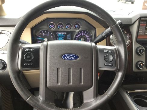 Used 2015 Ford F350 Lariat w/ Chrome Package image 13