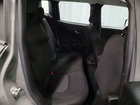 Used 2021 Jeep Renegade Sport image 25