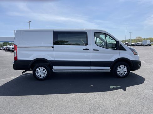 Used 2024 Ford Transit 250 Low Roof w/ Exterior Upgrade Package RWD image 6