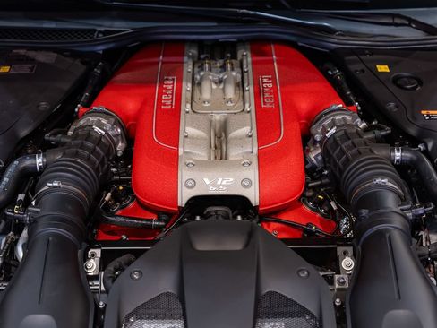 Certified 2023 Ferrari 812 GTS RWD image 20