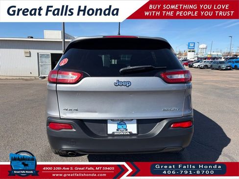 Used 2014 Jeep Cherokee Sport image 6