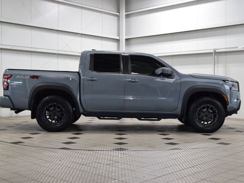 Used 2024 Nissan Frontier PRO-4X w/ Pro Premium Package AWD/4WD image 9
