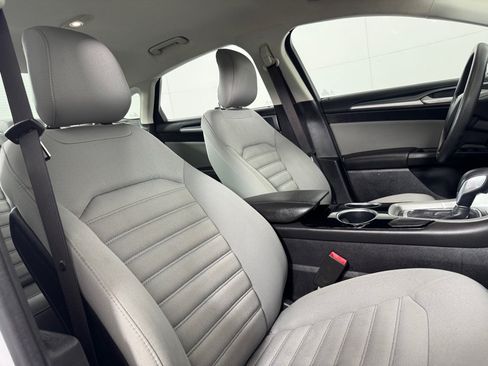 Used 2013 Ford Fusion S FWD image 21