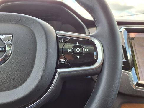 Certified 2024 Volvo XC90 B5 Plus AWD/4WD image 27