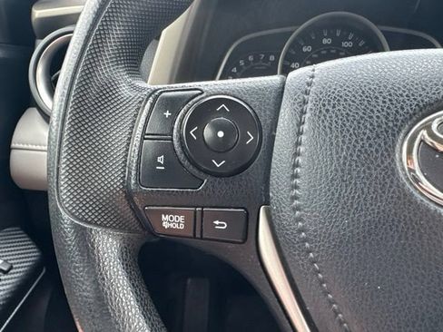 Used 2014 Toyota RAV4 XLE AWD/4WD image 25