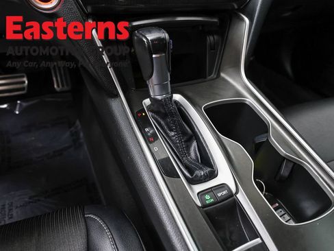 Used 2018 Honda Accord Sport image 12