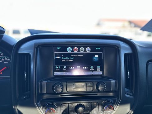 Used 2018 Chevrolet Silverado 1500 LT w/ All Star Edition image 20