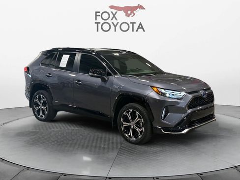 Used 2024 Toyota RAV4 XSE w/ Weather Package AWD/4WD image 8