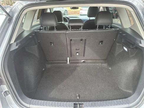 Used 2024 Volkswagen Taos SE FWD image 22