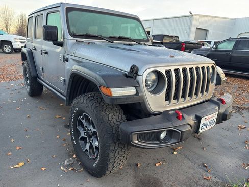 Used 2019 Jeep Wrangler Unlimited Rubicon AWD/4WD image 3