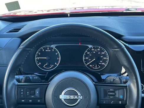 Used 2023 Nissan Pathfinder SL image 22