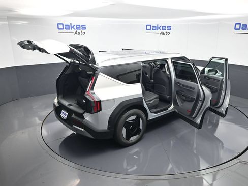 New 2026 Kia EV9 Wind AWD/4WD image 61