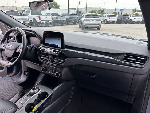 Used 2024 Ford Escape ST-Line AWD/4WD image 18