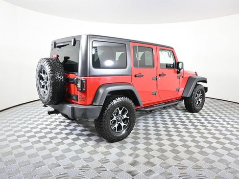Used 2012 Jeep Wrangler Unlimited Rubicon w/ Connectivity Group AWD/4WD image 6