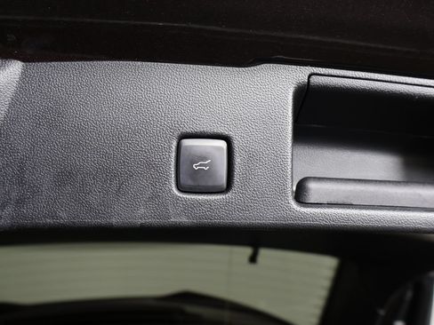 Used 2023 Ford Escape ST-Line Select w/ Tech Pack #2 AWD/4WD image 19