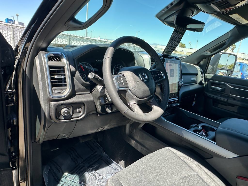 New 2026 RAM 2500 Big Horn AWD/4WD image 16