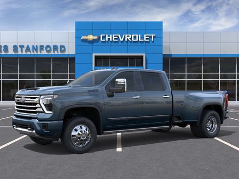 New 2026 Chevrolet Silverado 3500 High Country w/ High Country Premium Package AWD/4WD image 2