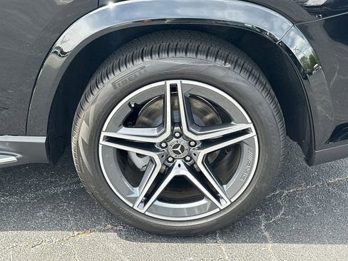 New 2026 Mercedes-Benz GLS 450 4MATIC image 22