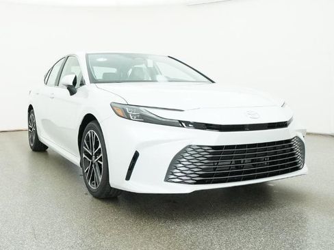 New 2026 Toyota Camry XLE image 33