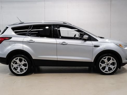 Used 2019 Ford Escape Titanium AWD/4WD image 7