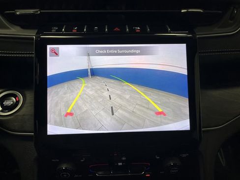 Used 2024 Jeep Grand Cherokee Limited w/ Trailer Tow Package image 10