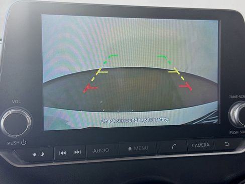 Used 2025 Nissan Sentra SV image 15