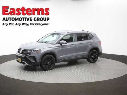 Used 2022 Volkswagen Taos SE AWD/4WD image 55