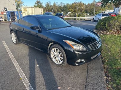 Used 2013 INFINITI G37 x w/ Premium Pkg