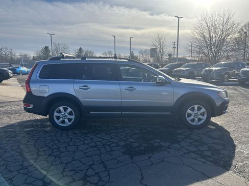 Used 2012 Volvo XC70 3.2 image 3