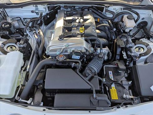 Used 2024 MAZDA MX-5 Miata RF Grand Touring image 21