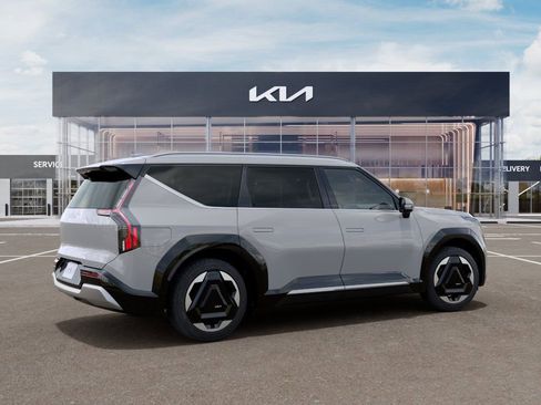 New 2026 Kia EV9 Land AWD/4WD image 6