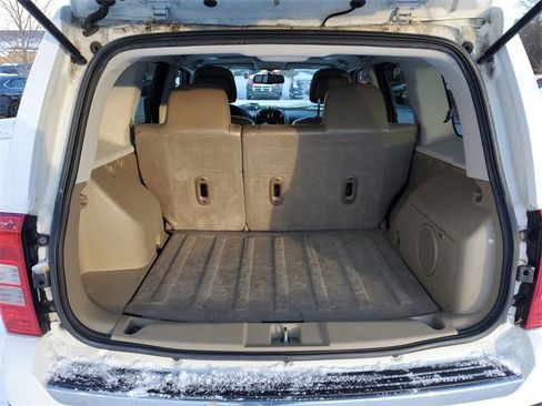 Used 2012 Jeep Patriot Limited w/ Sun/Sound Group image 7