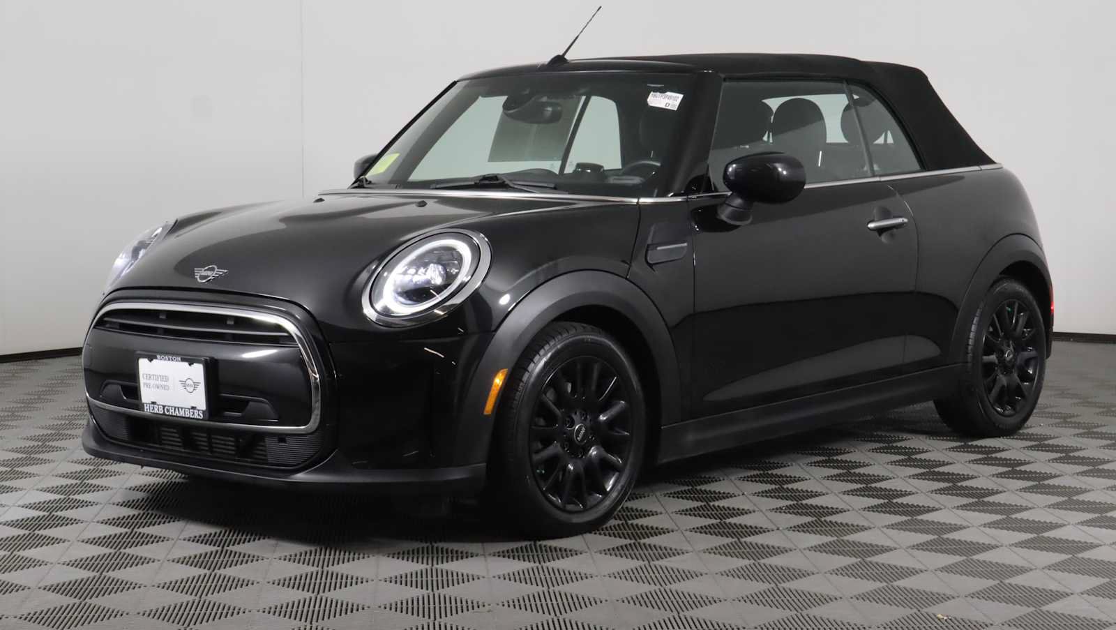 Used 2023 MINI Cooper Convertible FWD image 3